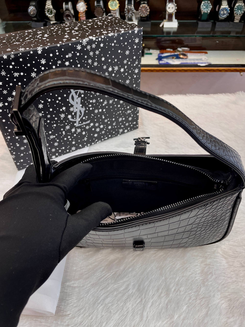 YSL SAINT LAURENT LE 5 À 7 BAG IN Z-BLACK 🤩 HEAVY QUALITY 💯