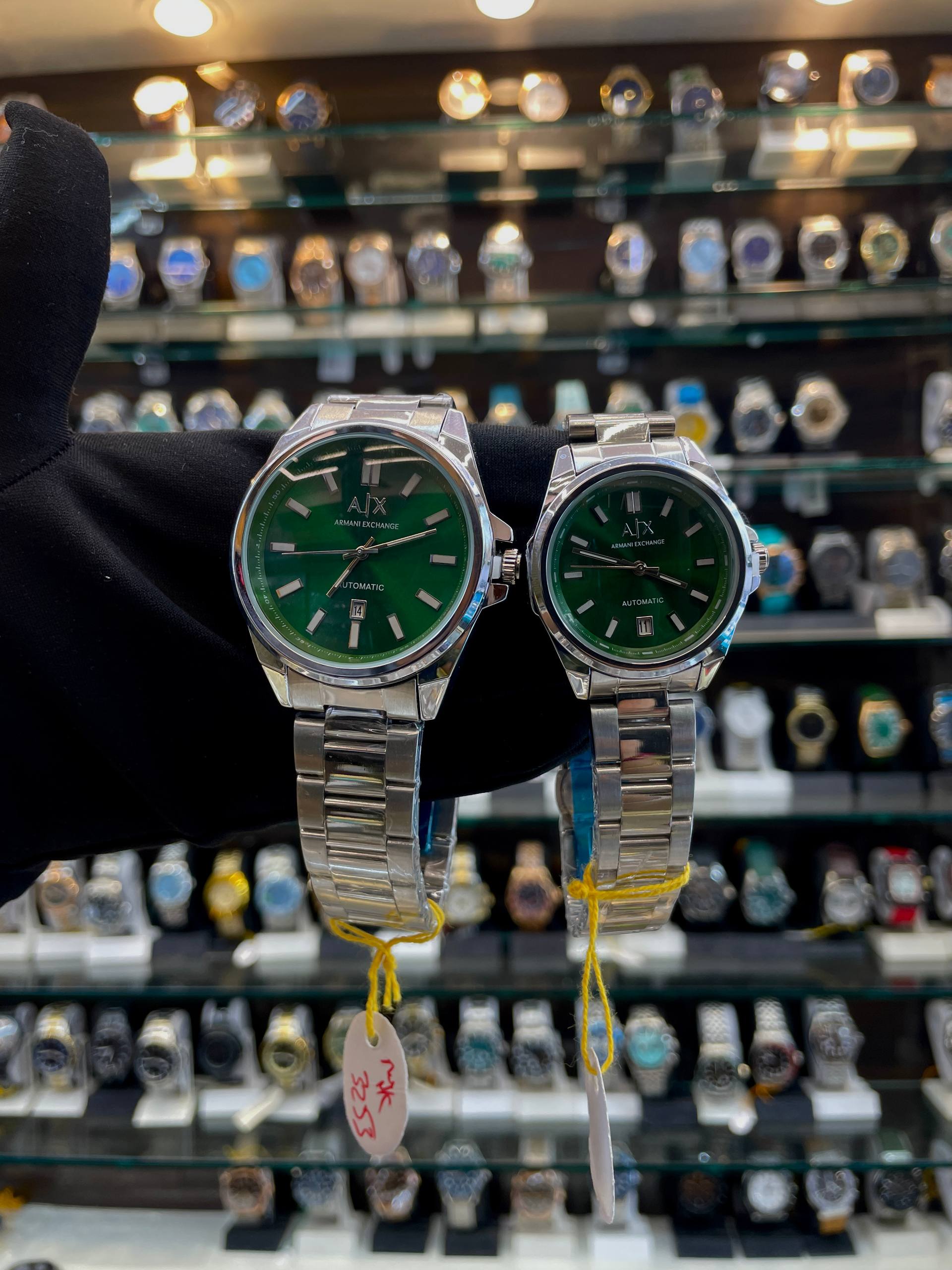 ARMANI EXCHANGE AX NOW IN COUPLE SET GREEN 💚 DIAL