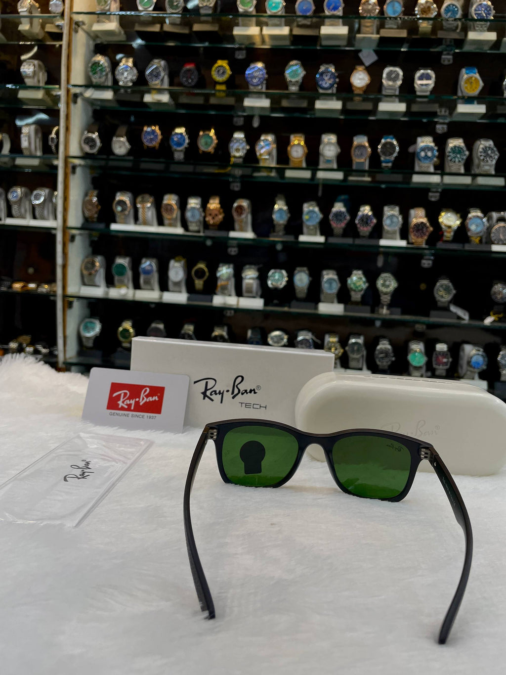 RAYBAN WAYFARER GLASSES 😉 IN HEAVY QUALITY 💯