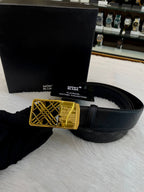 BURBERRY TEXTURE BUCKLE BLACK LEATHER BELT IN MASTER PIECE 🤩