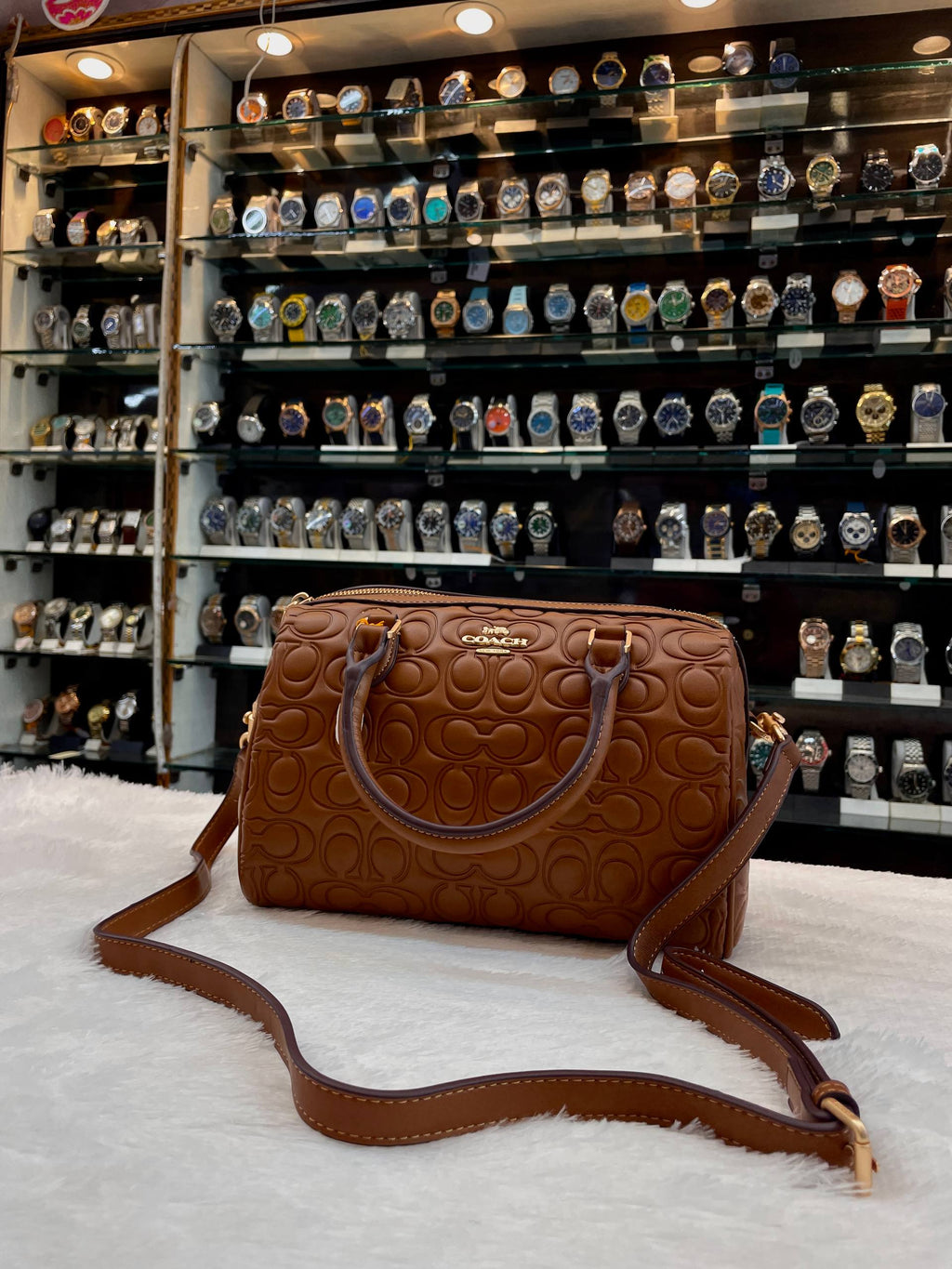 COACH MINI ROWAN CROSSBODY BAG IN BLOCKED SIGNATURE LEATHER BROWN 🤎