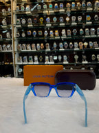 LOUIS VUITTON (LV) CLASH SQUARE SUNGLASSES 😎 IN BLUE 💙 UNISEX FRAME