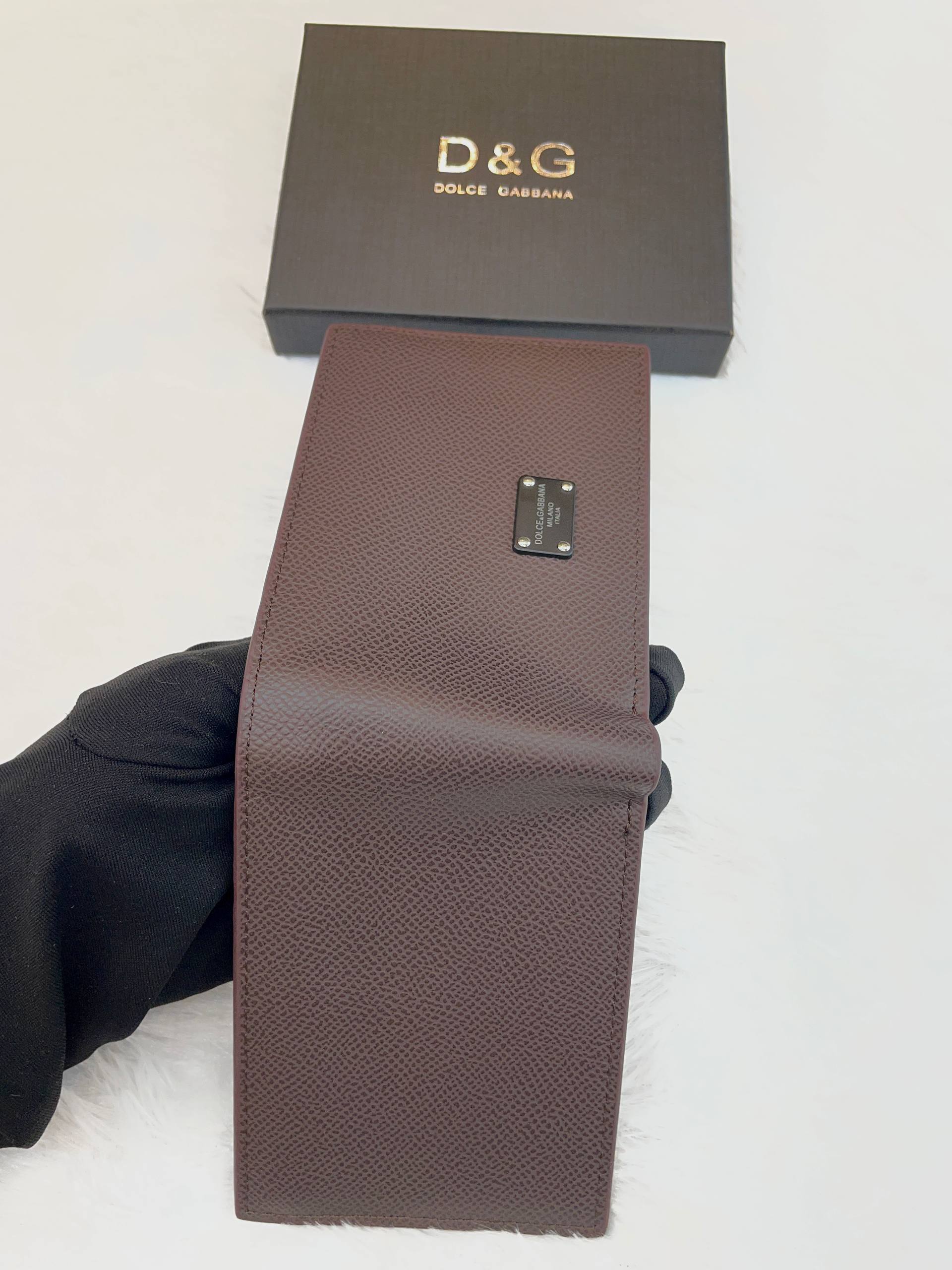 DOLCE & GABBANA (DG) WALLET 💳 FOR MENS MASTER PIECE BROWN 🤎