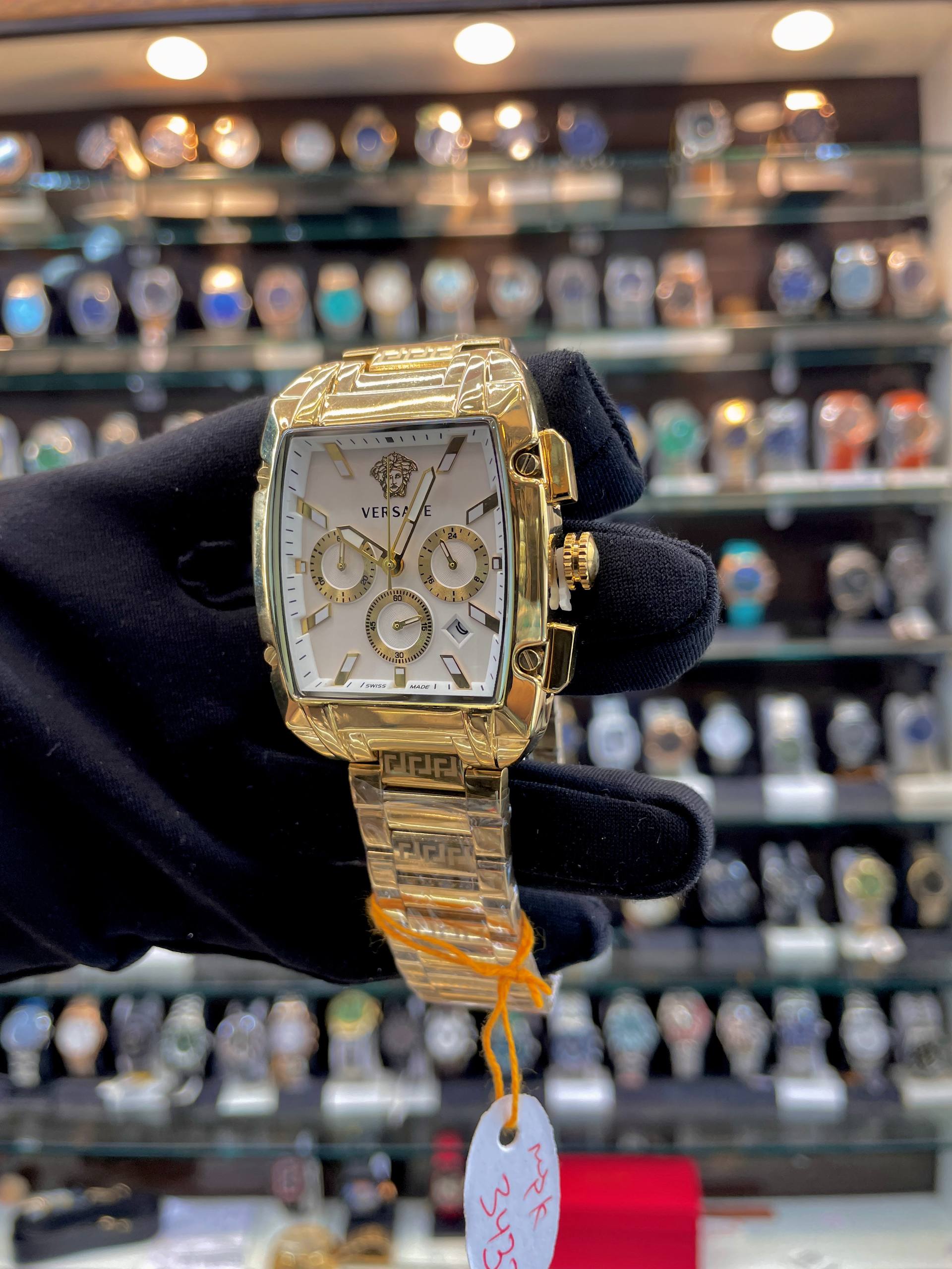 VERSACE CHRONOGRAPH FOR MENS IN GOLD 🥇