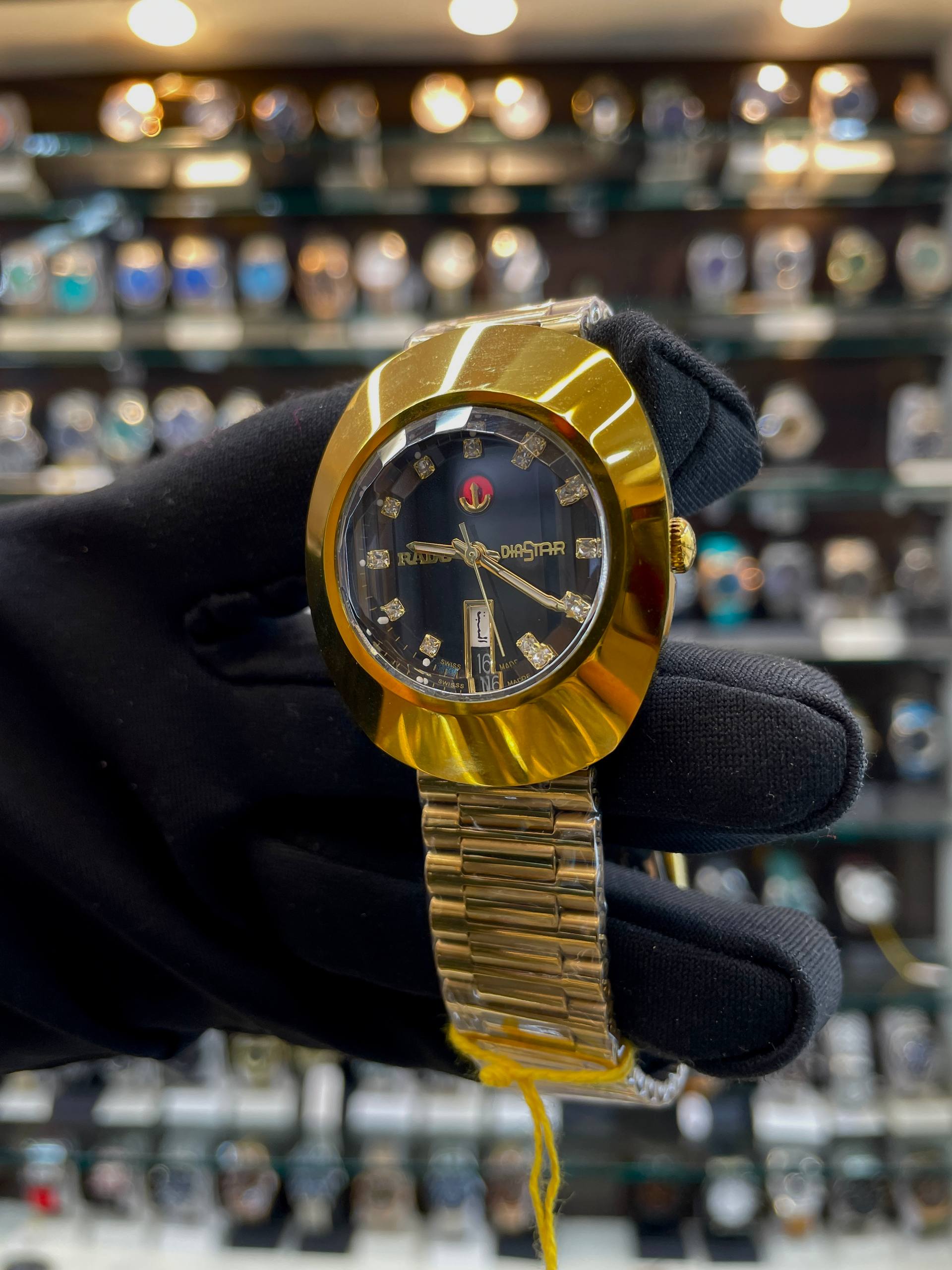 RADO DIASTAR NOW IN MASTER PIECE 🤩 BLACK 🖤 DIAL 🥰 GOLD 🥇 BODY BLACK 🖤 DIAL 🤩 SILVER🥈 DIAMOND 💎