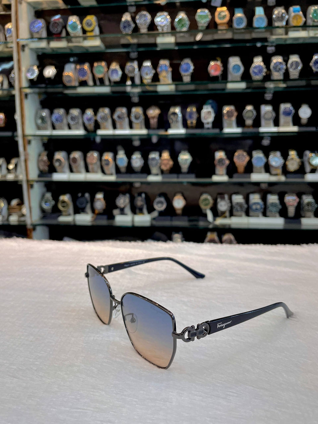 SALVATORE FERRAGAMO CASUAL WEAR GIRLS 🤩 GLASSES 🤓BLUE 💙