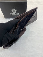 VERSACE BI-FOLD WALLET BROWN 🤎  CHECKERED TEXTURE MASTER PIECE 🤩 DARK BROWN 🤎 LEATHER BODY
