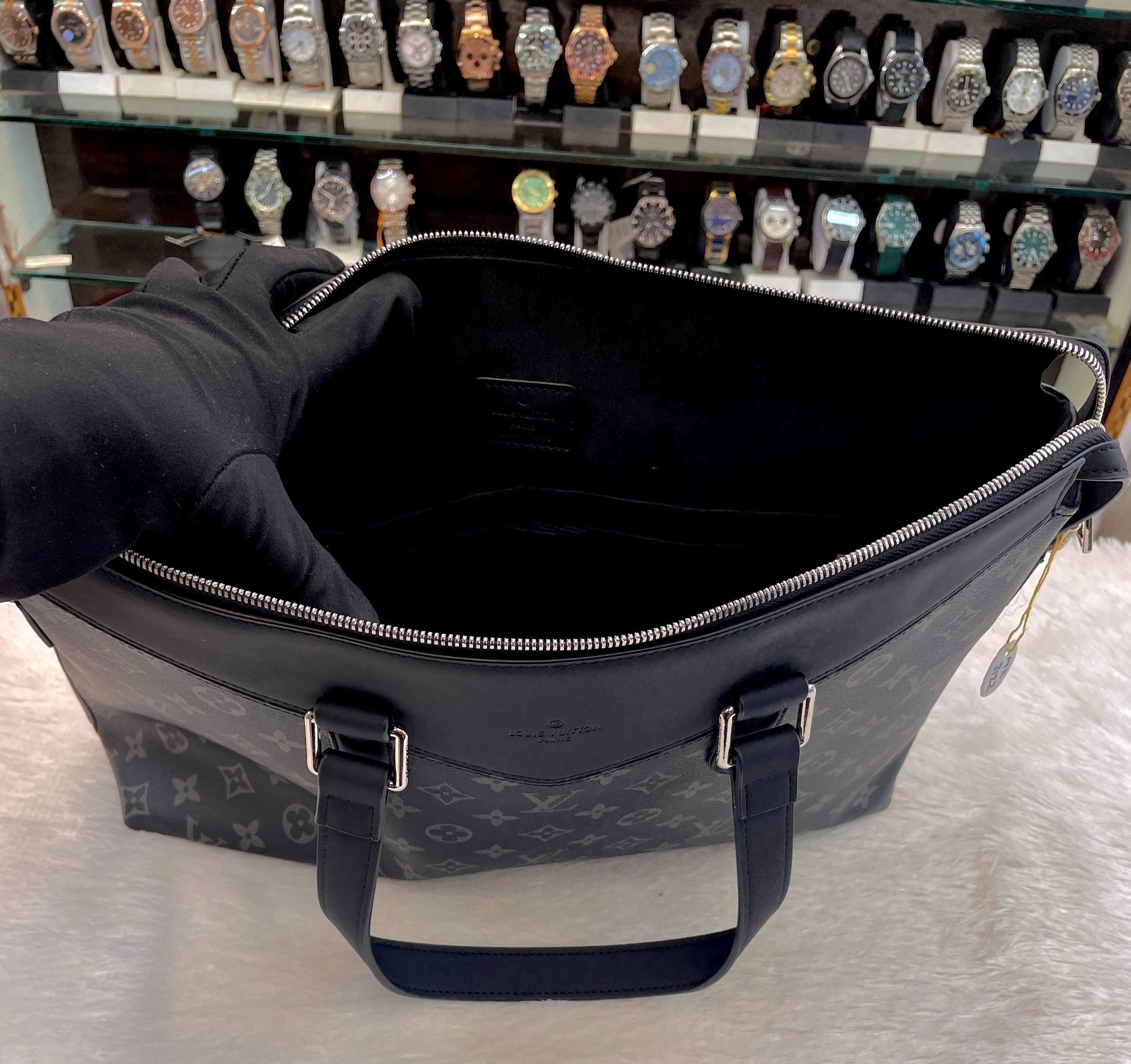 LOUIS VUITTON LV EXPLORER BRIEFCASE 💼 LAPTOP BAG  IN HEAVY QUALITY 💯