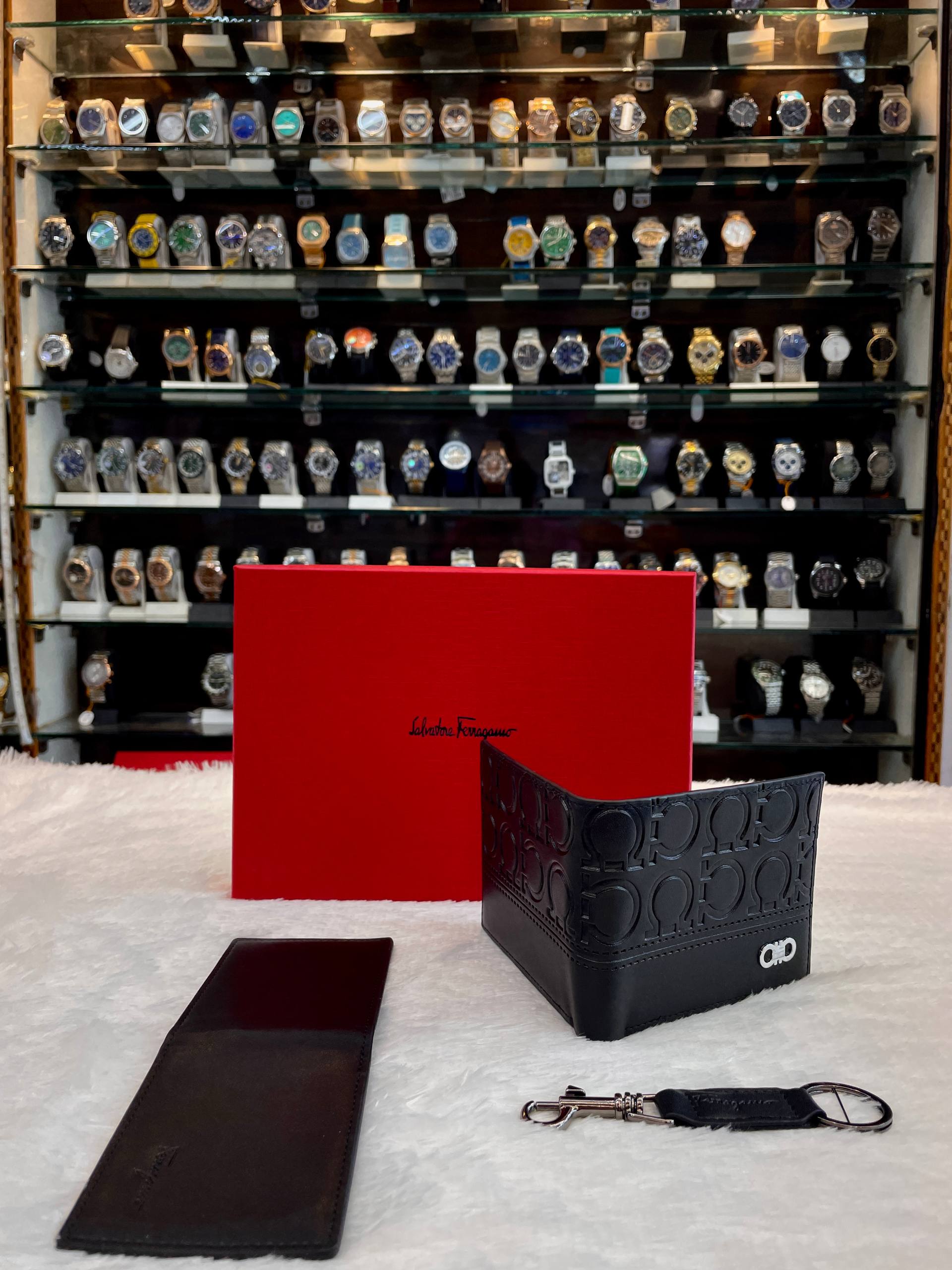 SALVATORE FERRAGAMO GANCINI LEATHER BI-FOLD WALLET SET COMBO