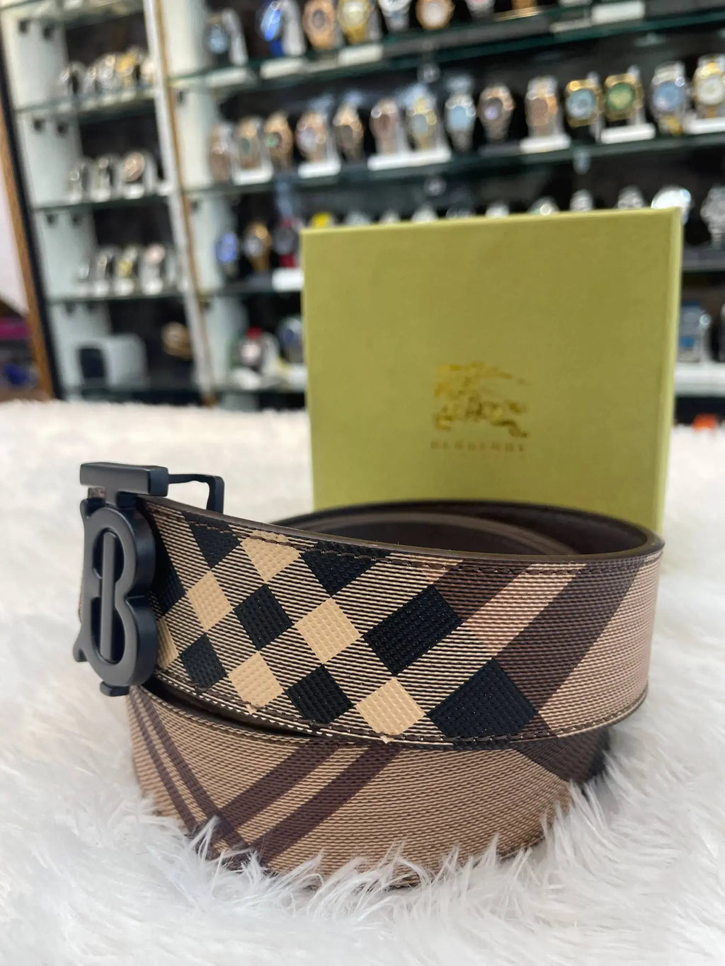 Burberry belt for mens