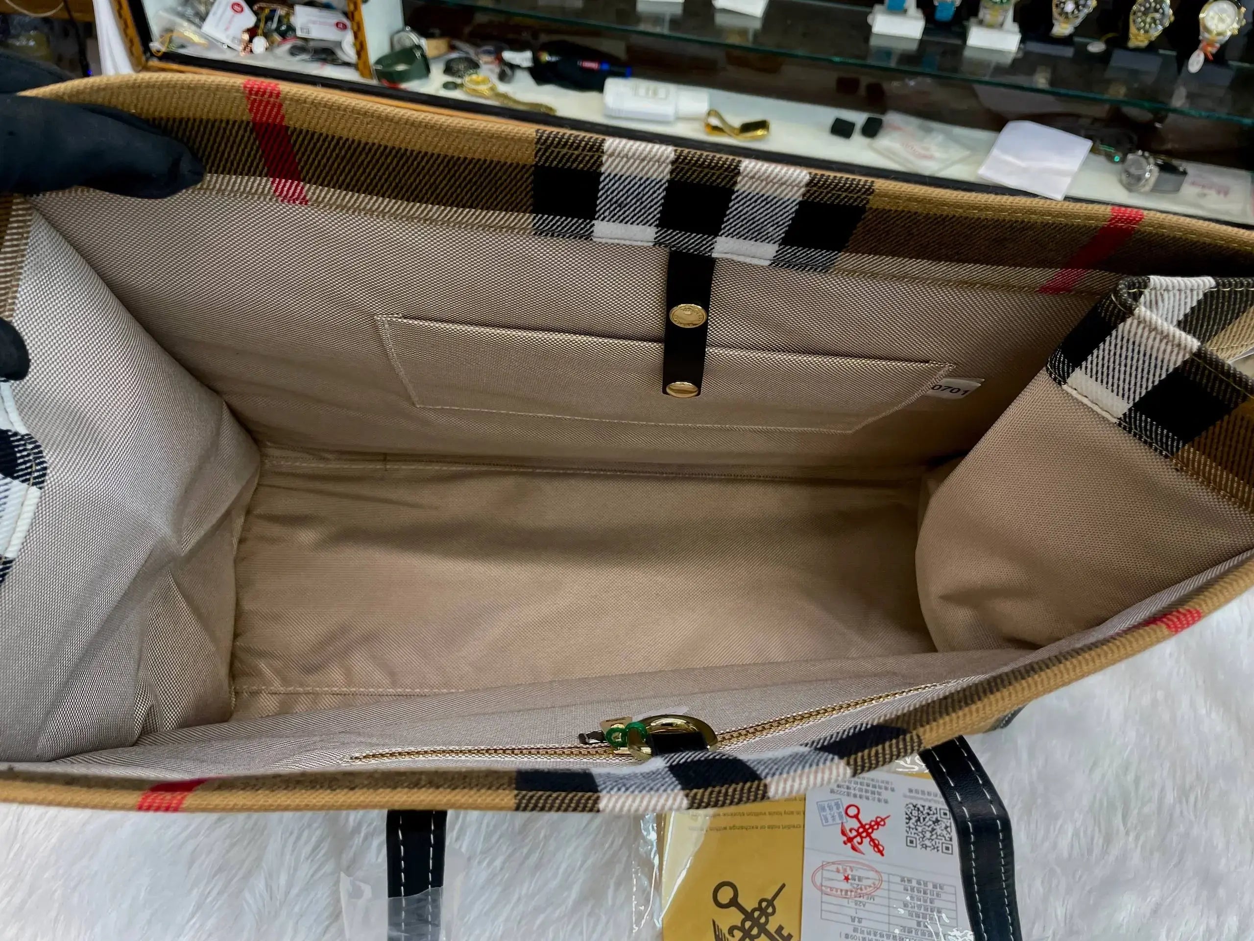 Burberry handbag for girls