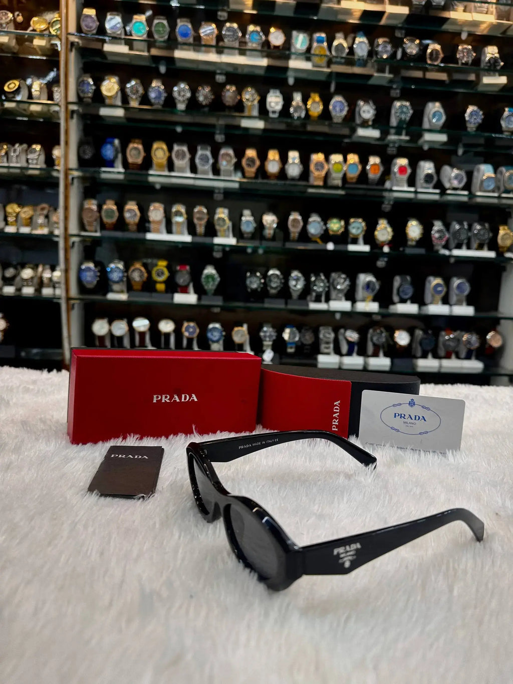 Prada pr 26zs symbole oval-frame model for girls in master piece