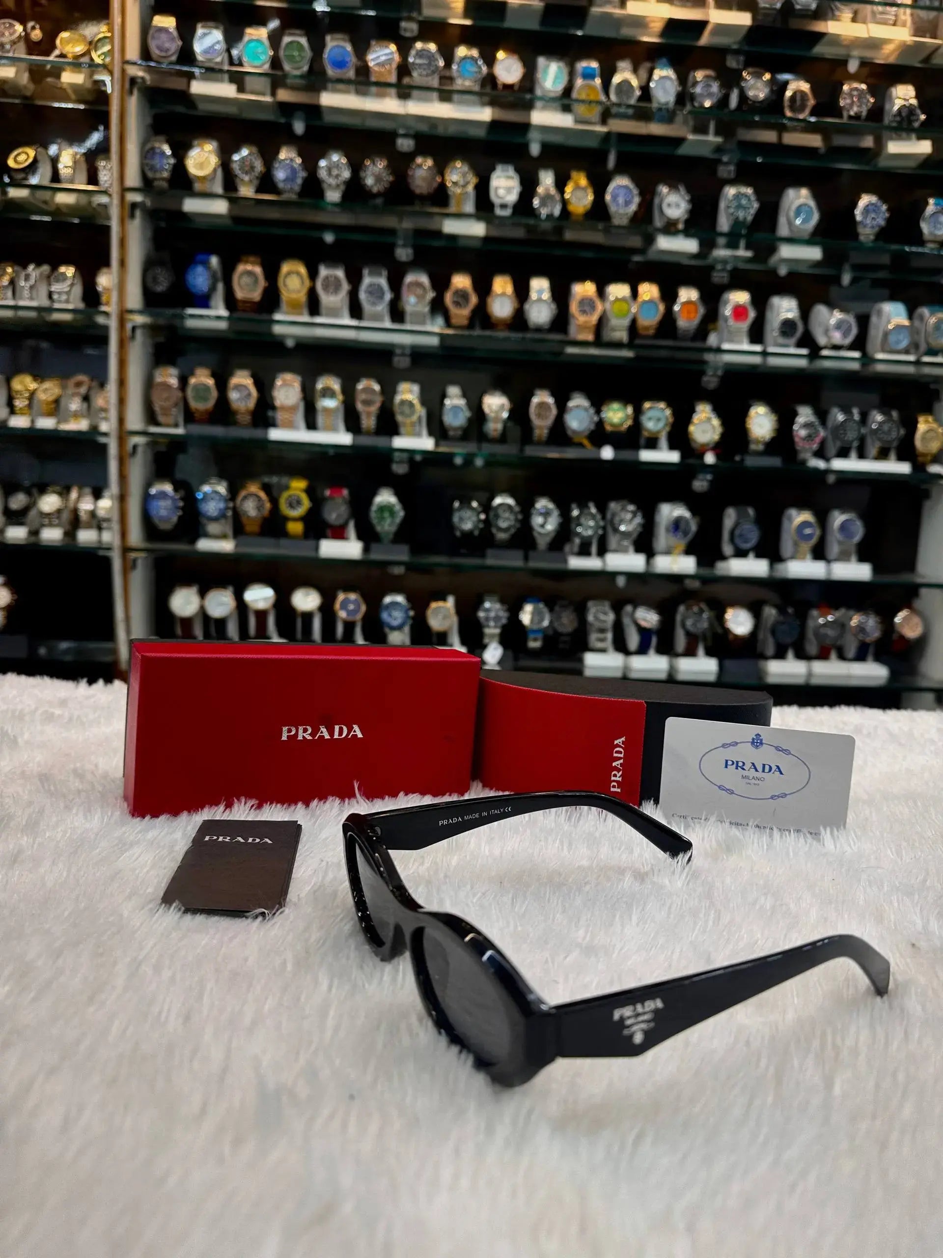 Prada pr 26zs symbole oval-frame model for girls in master piece