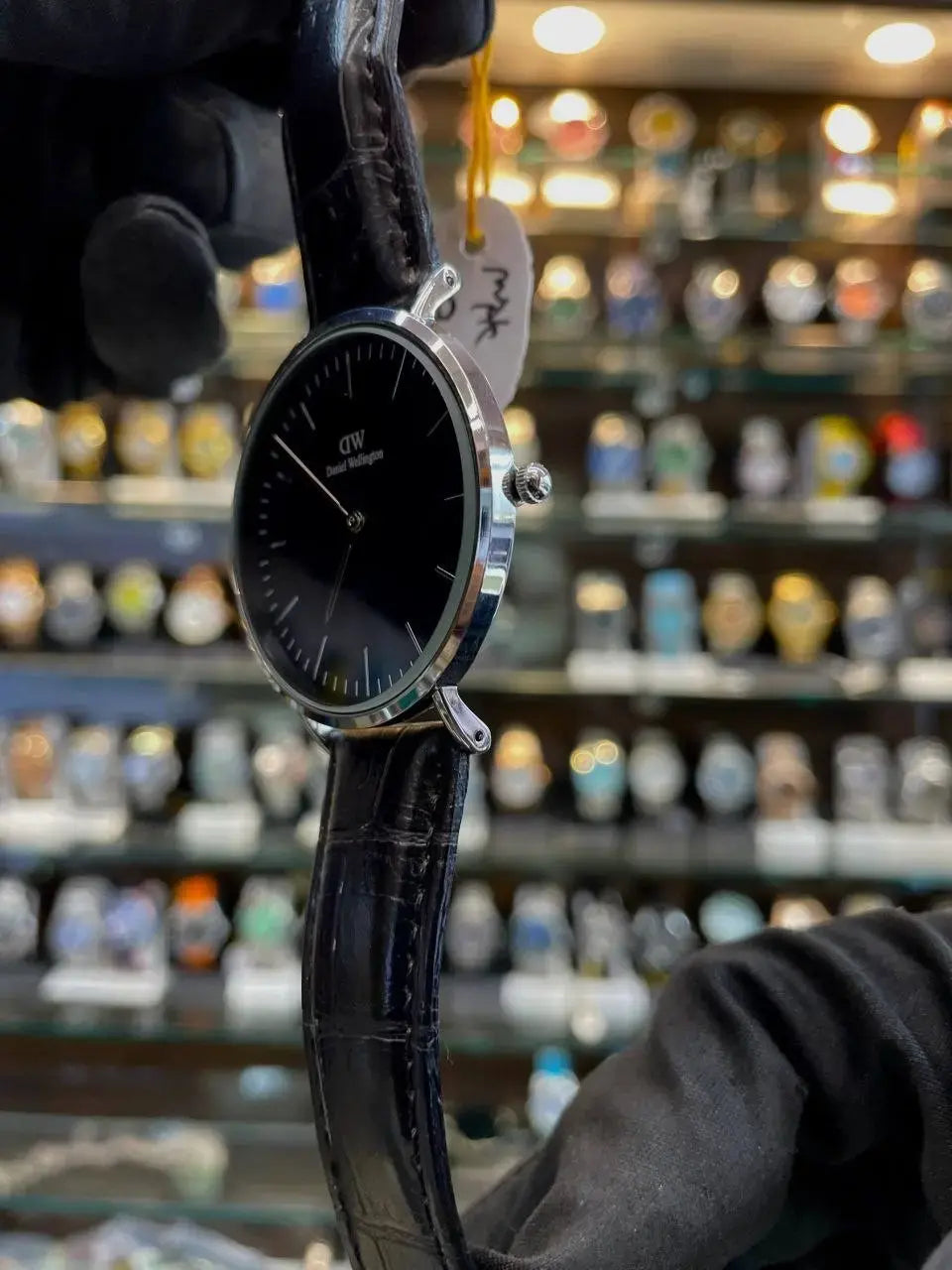 Daniel Wellington dw slim in leather for mens
