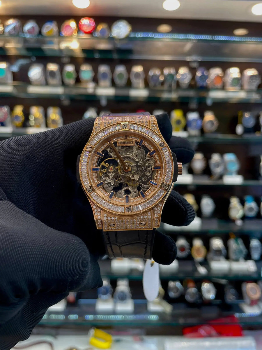 Hublot skeleton in diamond on body in master