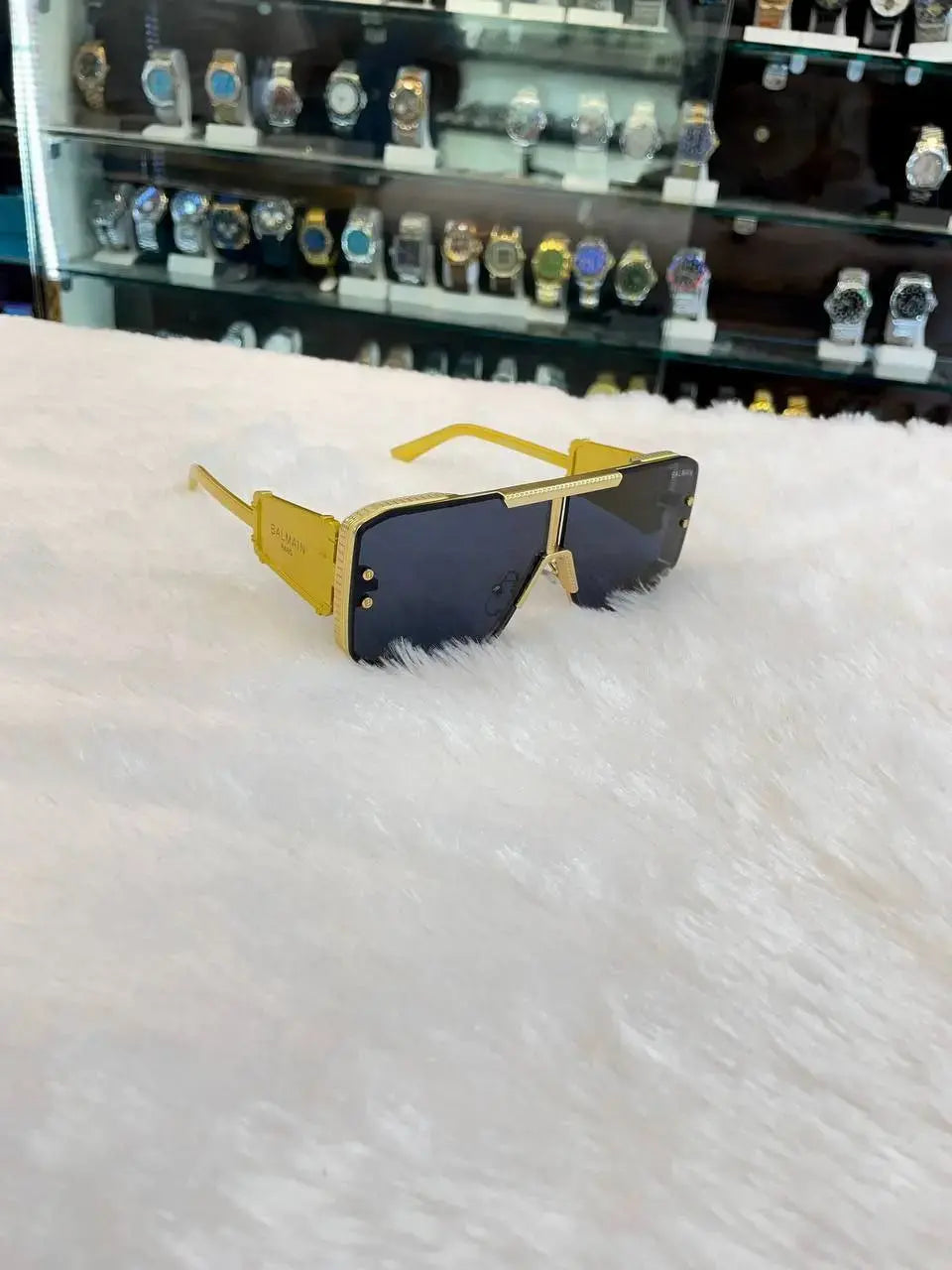 Balmain paris gold frame