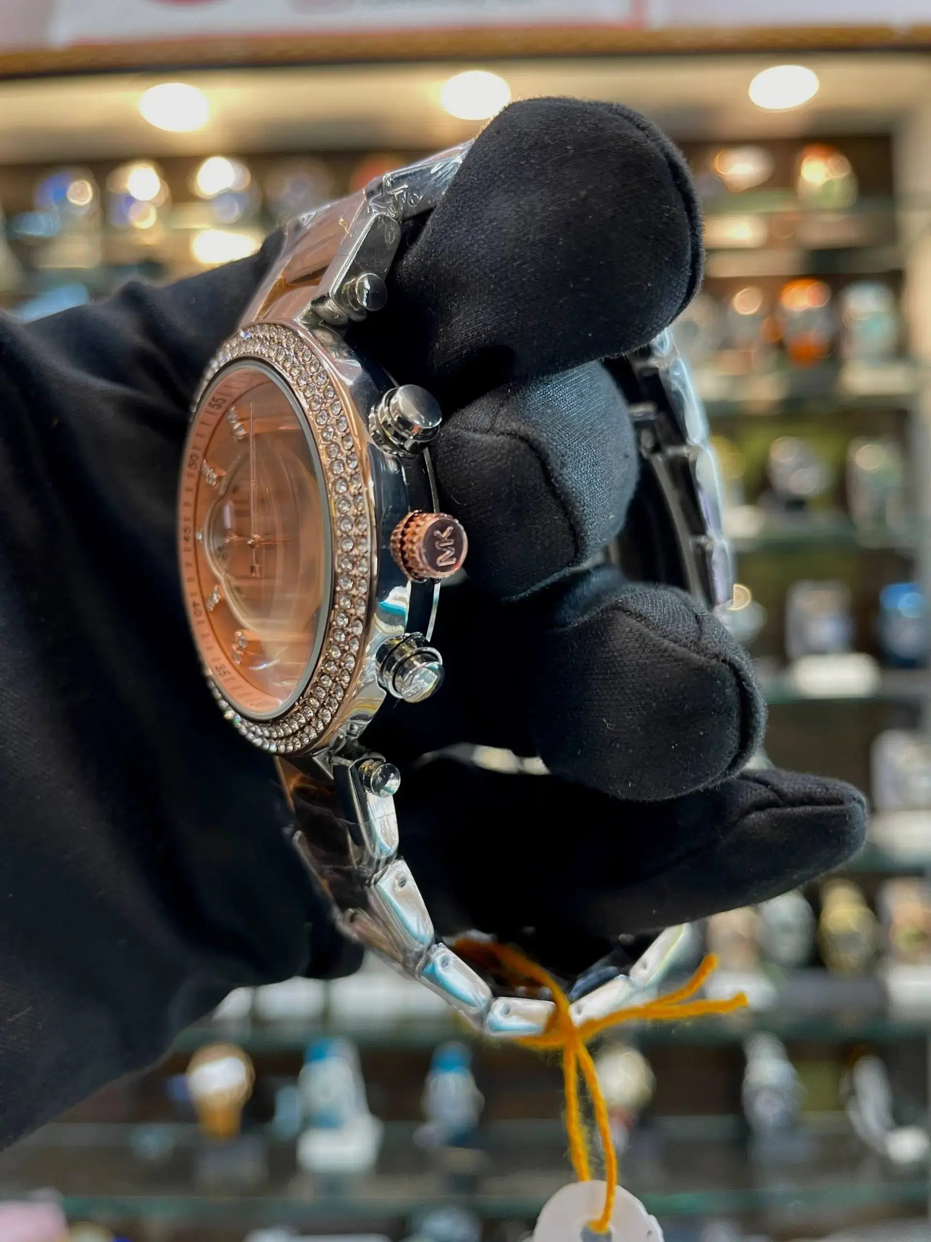 Michael Kors in chronograph for girls under budget