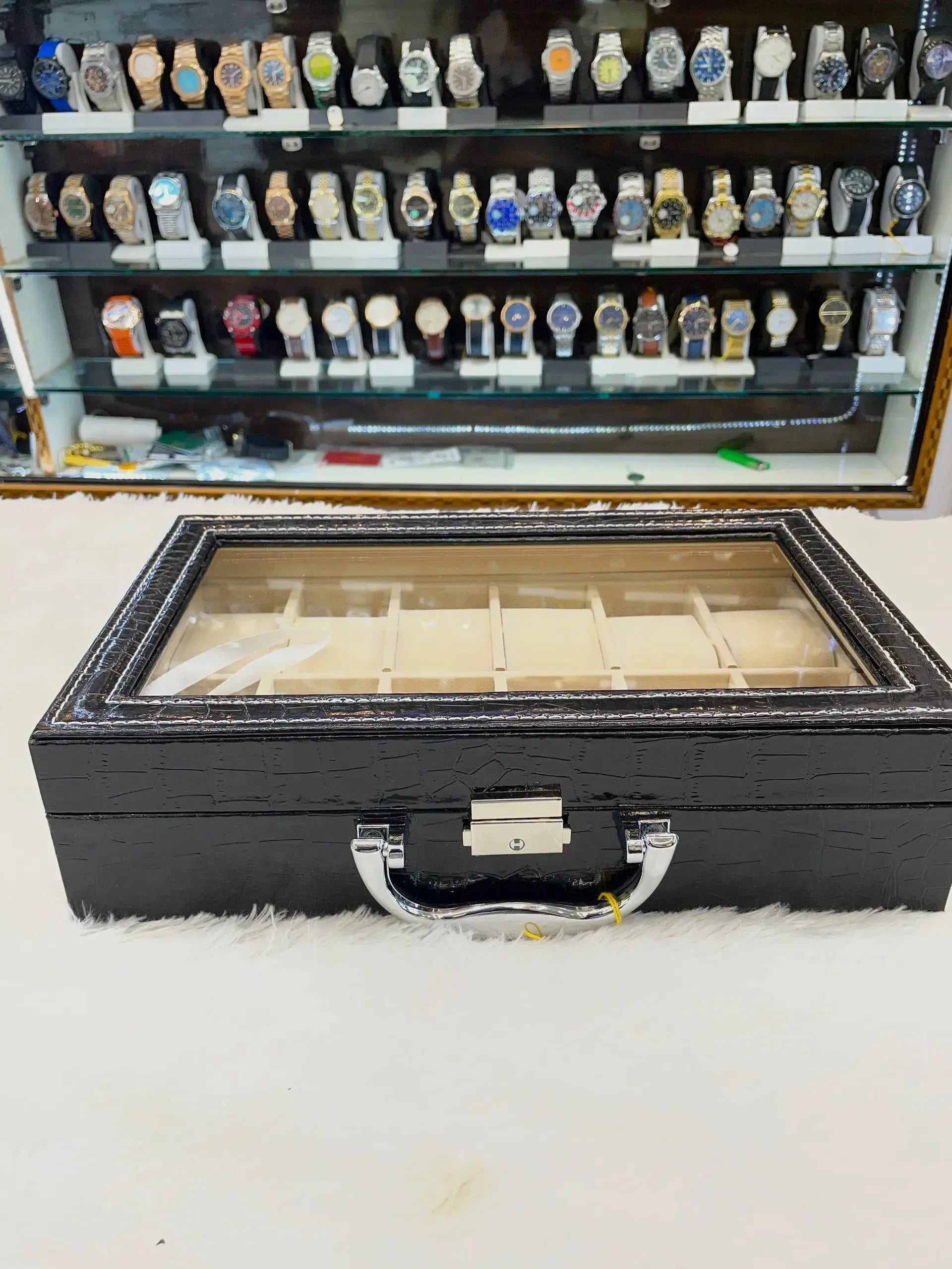 12pc briefcase watch organiser cobra body leather