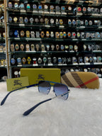 Burberry now in master piece for mens blue
